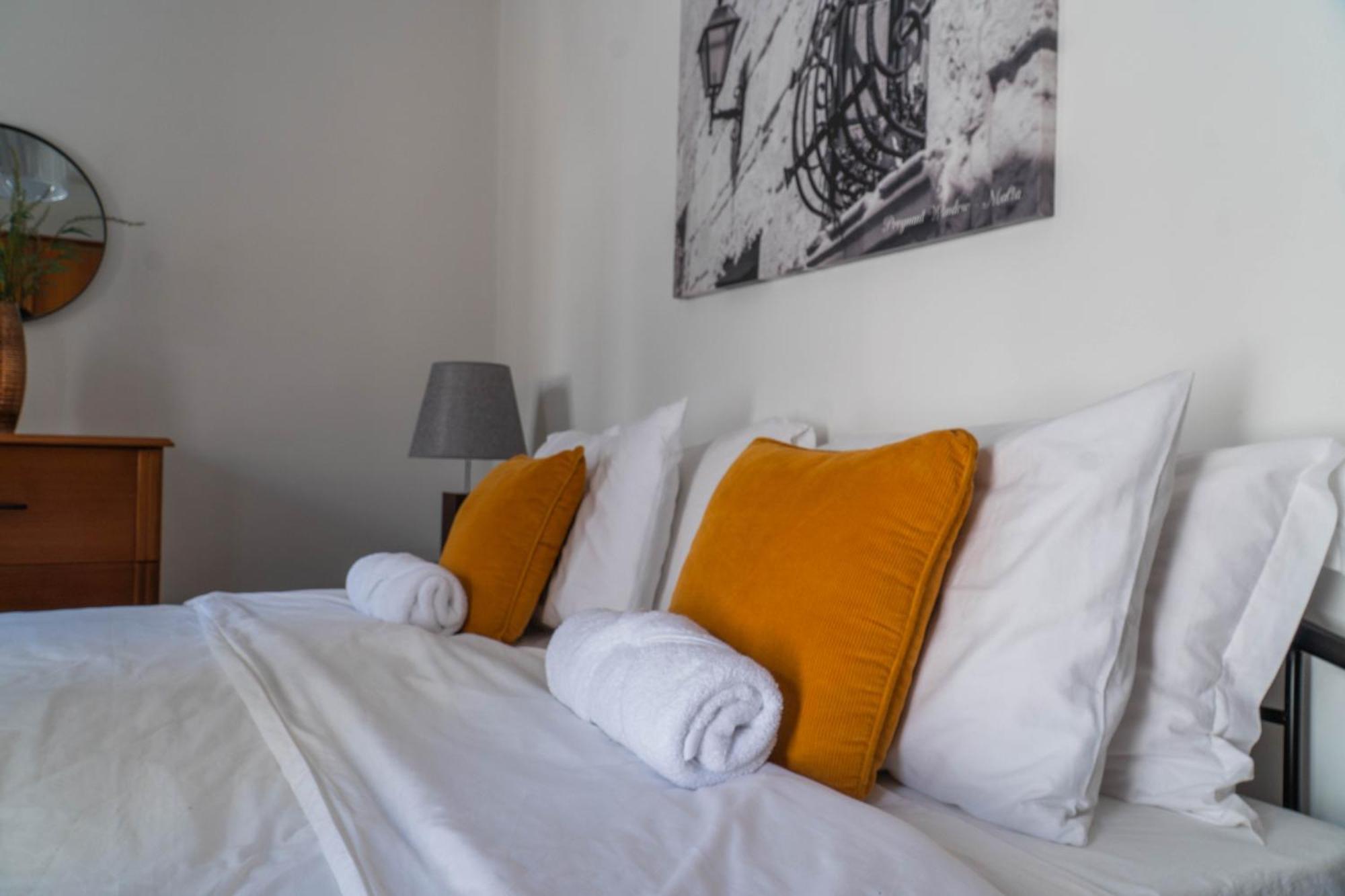 Lovely Penthouse In Gzira